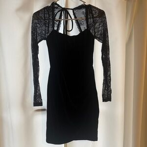 Windsor Black Lace Long Sleeve Dress